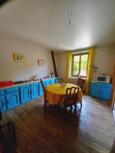 Chambre d'hôtes Le Puy Maury Room Type - Two-Bedroom Apartment