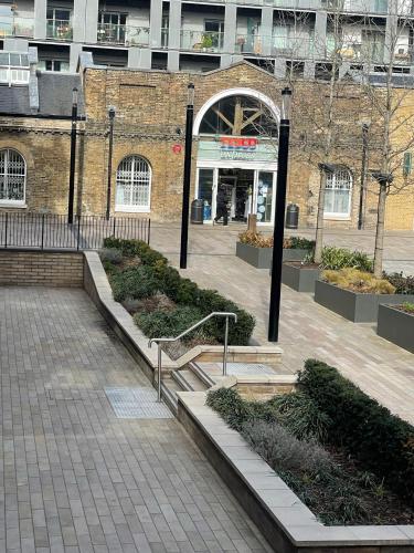 Phoenix 2 Bedroom Apartment In London - Woolwich
