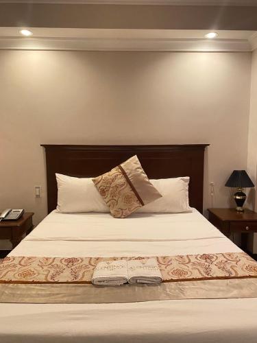 Valentino's Hotel Room Type - Deluxe Double Room