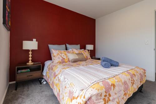 stylish and comfort in CBD - image 4