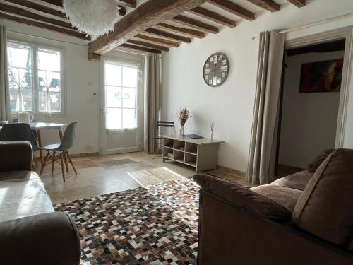 La Chapelle de Monet - Logis Coquelicots in Bois-Jerome-Saint-Ouen