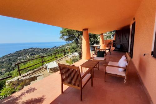 Villa del Nuraghe with fantastic sea view