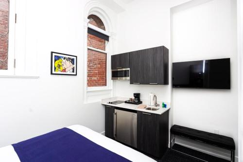 Stylish Studio in Fenway Neighborhood - Unit #203 thumb 2