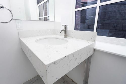 Modern Studio in Historic Boston - Unit #102 in Boston, USA