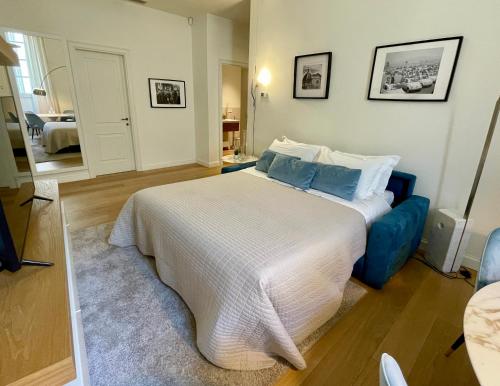 One-Bedroom Apartment image 3