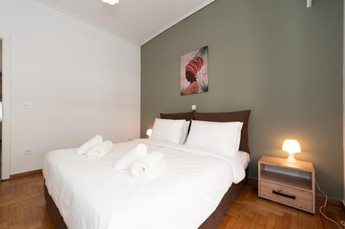 Contemporary Chic Apartment in the Heart of Athens