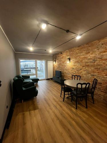 APARTAMENT z widokiem na stadion Styl Industrialny Jedyny taki CHECK IN 24 H - Poznan