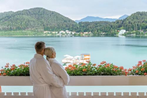 Double Room with Lake View