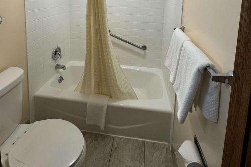 Econo Lodge in Waite Park, USA