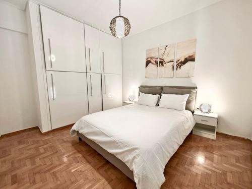 3-Bed Alimos Apartment