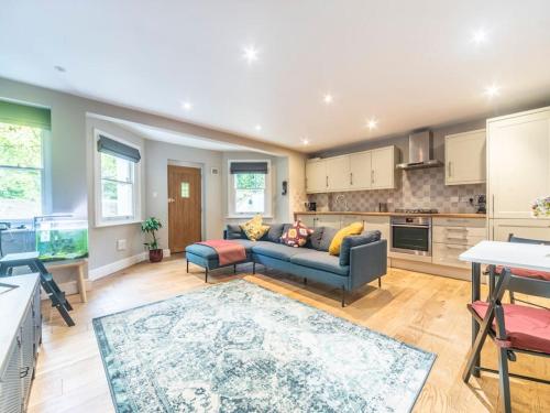 Surbiton Garden Flat - Apartment - Surbiton