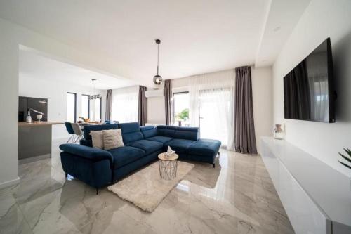 Apartment Carmen - image 6