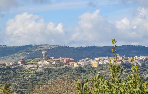 Awesome Home In Monterosso Almo With Kitchen