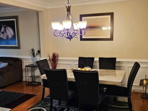 Cozy Townhouse with a Lake view Cozy Townhouse with a Lake view