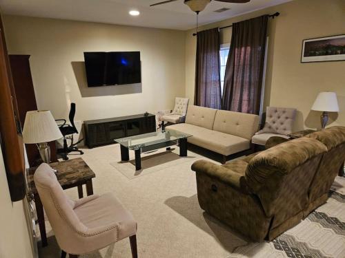 Cozy Townhouse with a Lake view Cozy Townhouse with a Lake view