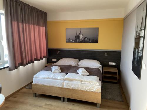 Standard Double Suite