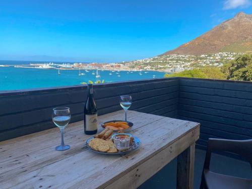 Lock up & go apt w/ great views in Simons Town — other in 4 Palace Hill Road 307 Simonsberg Heights, Cape Town, 7975, South Africa