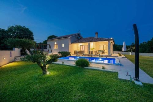 Charming villa Martina with pool near Pula and Rabac