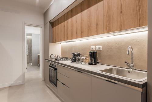 The Best in Rome Orologio - image 3