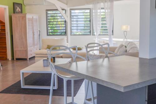 บริการและสิ่งอำนวยความสะดวก, Villa aux orchidées - 3 chambres piscine vue Mer - Salon Climatisée (Villa aux orchidees - 3 chambres piscine vue Mer - Salon Climatisee) in มาเร่ เกลลาร์ด