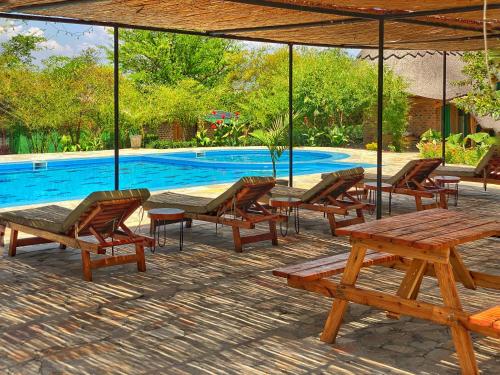 Murchison Falls Bamboo Village