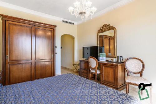 1 queen bed