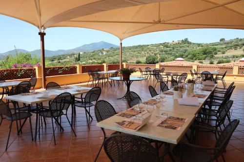 Балкон, Agriturismo La Petrosa in Церасо