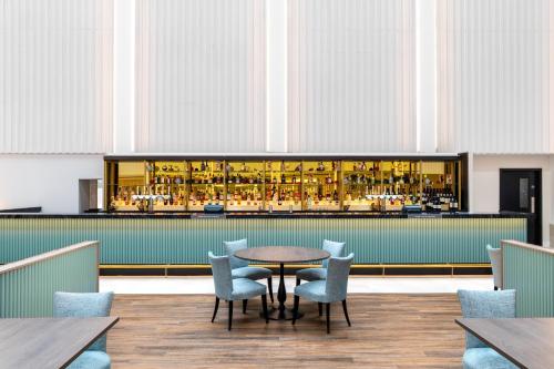 Hilton London Gatwick Airport - image 11