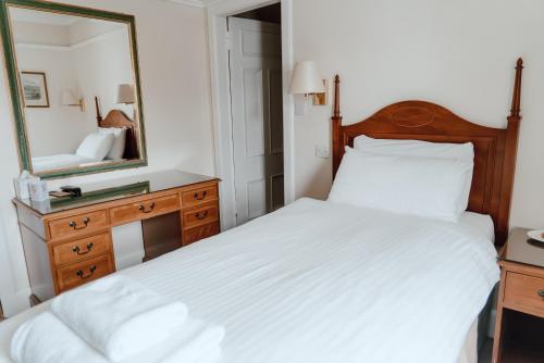 1 twin bed