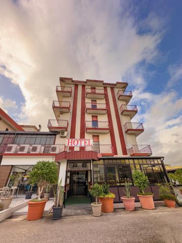 HOTEL 1+1 di C.Costabile & f.lli - Hotel - Pontecagnano