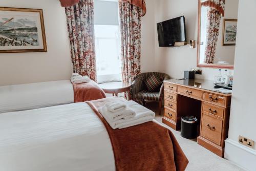 2 twin beds