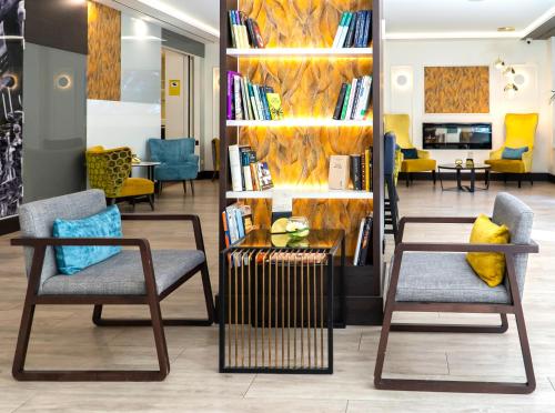 Gran Versalles - image 5