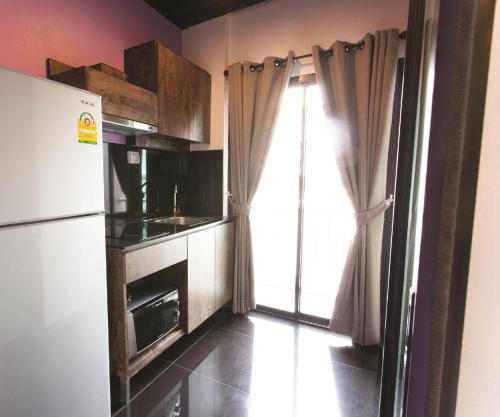 Varrzon Residence Srinakarin 56 photo 3