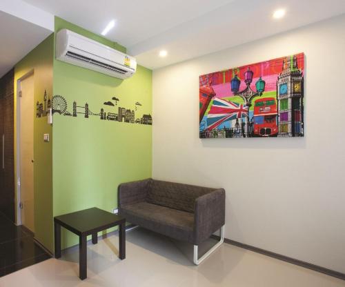 Varrzon Residence Srinakarin 56 photo 4