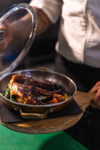 Miramar Hotel Spa & Apartments - image 9