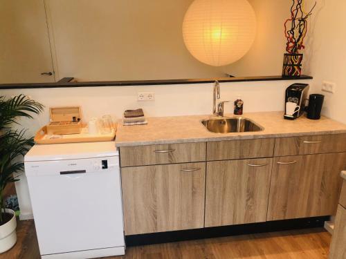 City Zen Apartment Enschede !Free Private Parking in Buurtschap Twekkelo