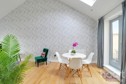 Lovely 1 Bedroom Flat with Free Off Road Parking in Newmarket út környéke