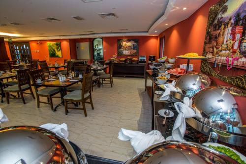 First Central Hotel Suites, Dubaj (fotografie 8)