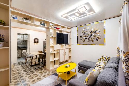 Lovely Nest Townhouse photo 1