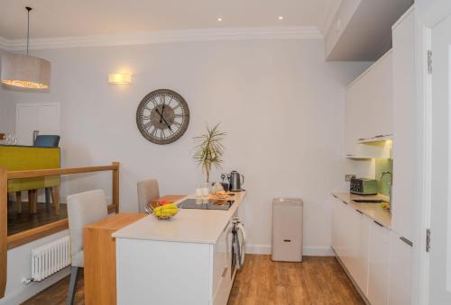 Buitenkant, The Kinross Residence in Kinross