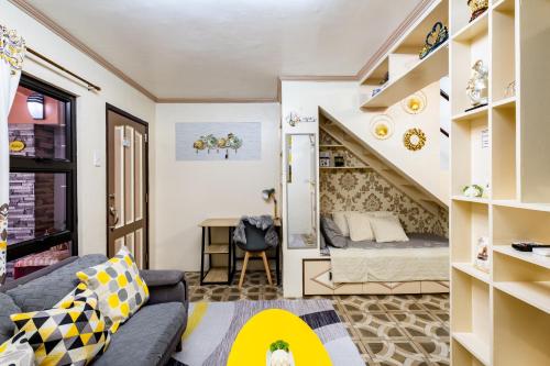 Lovely Nest Townhouse photo 2