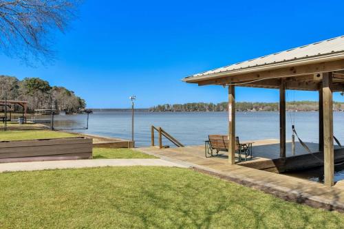 Lee Shore Lake House in Willis, Vereinigte Staaten von Amerika