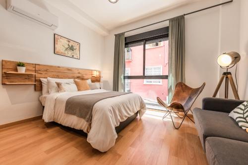 Industrial studio in the city center by REMS, Malaga