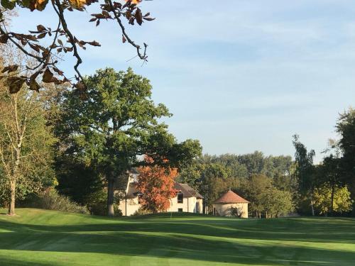 535578860 Le Domaine des Vanneaux Golf et Spa Mgallery
