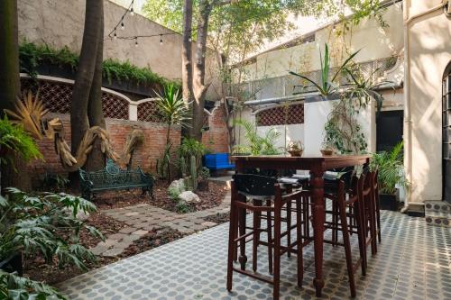 Pug Seal Polanco Allan Poe Pug Seal Polanco Allan Poe