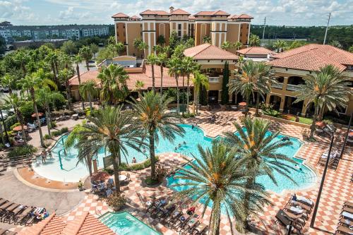 Floridays Orlando Two & Three Bed Rooms Condo Resort - Lake Bryan