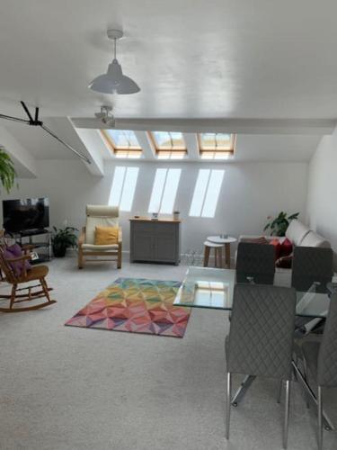 Stylish apartment in the centre of Hebden Bridge. - Apartment - Hebden Bridge