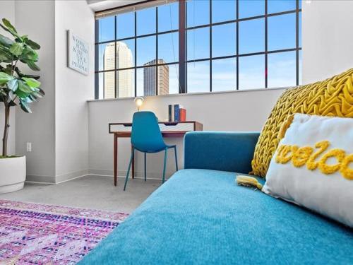 CozySuites Trendy 1BR, Downtown Pittsburgh in Pittsburgh, USA