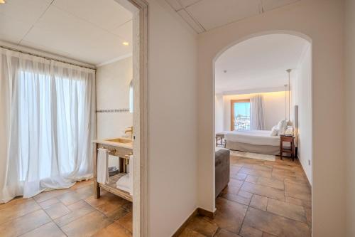 Junior Suite Supreme image 10