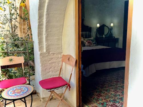 Oliva Courtyard Guesthouse